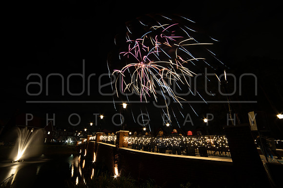 Fireworks photo from the Hartland Village Fireworks display 2021