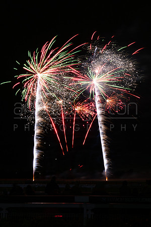 Fireworks photo from the Warwick Racecourse kid's firework show