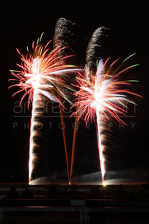 Fireworks photo from the Warwick Racecourse kid's firework show