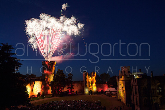 Photo from the immersive audiovisual fireworks and lasers performance of DragonSlayer 2018